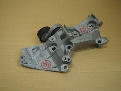 Кронштейн кронштейн генератора renault nissan dacia фото №1