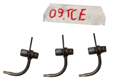 Clio captur dacia 0.9 tce розпилювач na дно поршня фото №1