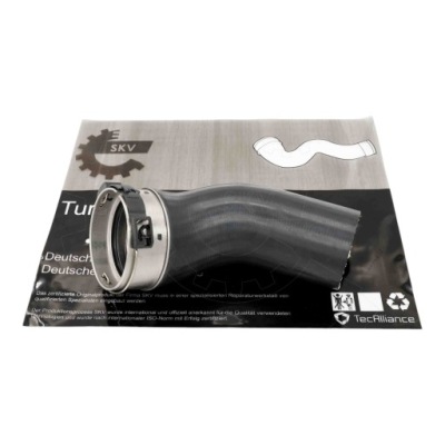 Шланг турбіни do volvo xc40 2019 2020 2021 фото №1