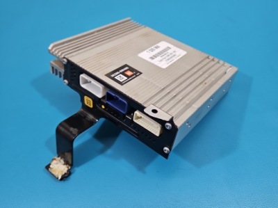 Усилитель toyota prius ii xw20 03- фото №1