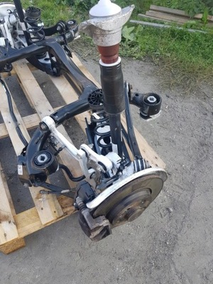 Audi a4 b9 поворотный кулак ступица рычаги правая задняя фото №1