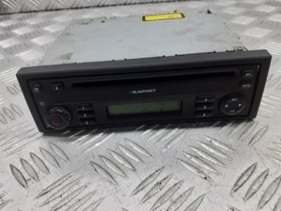 Радио заводской dacia logan 8200002035 фото №1