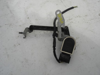 Volvo xc40 датчик вирівнювання світла 32221477 фото №1