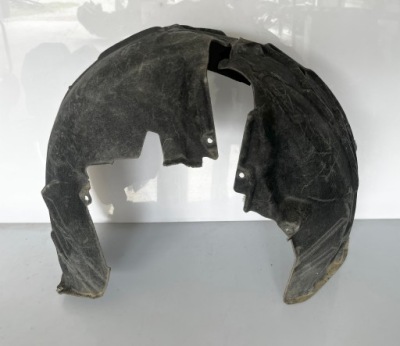 Audi a6 c8 подкрылок правый задняя 4k0810172f фото №1