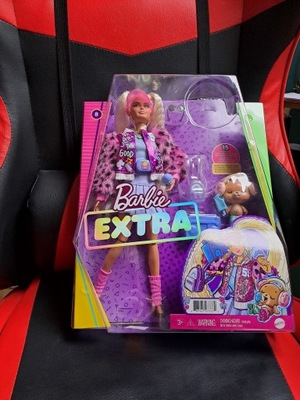 Barbie Extra Moda Lalka i Zwierzątko GYJ77