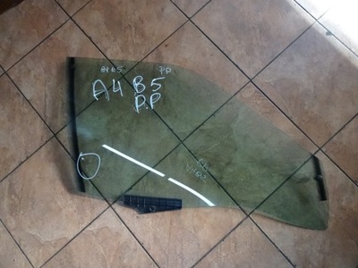 Audi 80 скло двері правий перед фото №1