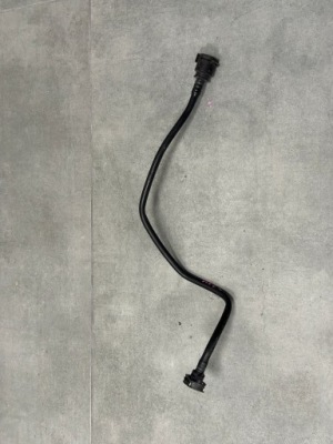 Bmw m3 f80 m4 f82 lci пабтрубок  труба шланг вентиляционный 2284686 фото №1