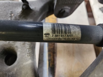 Bmw 5 f11 f10 привідний вал poloska ліва 7581017 фото №1