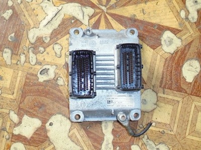 Opel бортовий комп'ютер 0261200670 фото №1