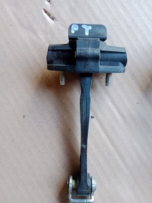 Ограничитель дверь правый задняя alfa romeo giulietta фото №1