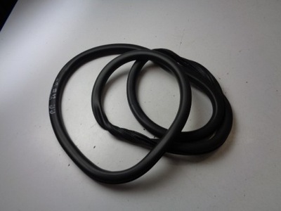 Прокладка дверь правый перед citroen c4 iii 2020- фото №1