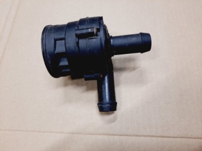 Cadillac escalade iii дополнительная помпа циркуляция воды фото №1