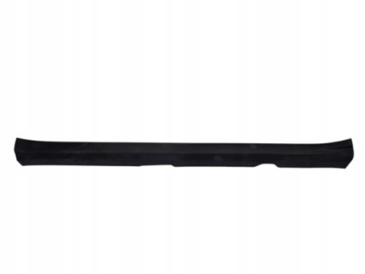 Накладка  правая на порог toyota auris 1 3 дверь 2006-2012 год 67913-02160 фото №1