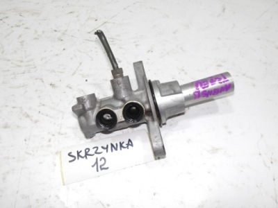 Насос гальмівна toyota avensis t27 1.8 фото №1