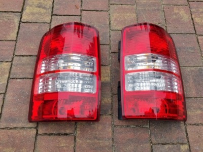 Лампа правый задняя jeep cherokee kk фото №1