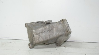 Mercedes r107 w116 w126 sl slc кронштейн кронштейн генератора 1171550735 фото №1