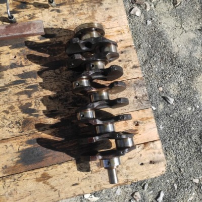 Wał колінчастий skoda octavia ii golf 5 leon ii 1.6 blf фото №1