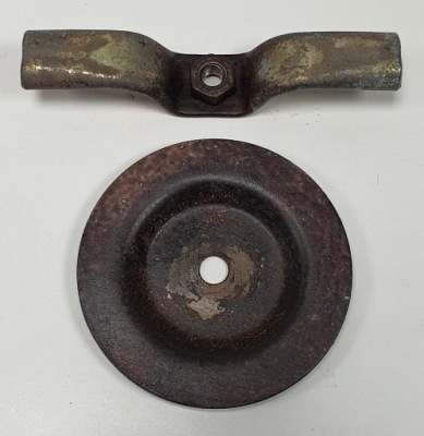 Кронштейн колеса запасного jaguar s-type фото №1