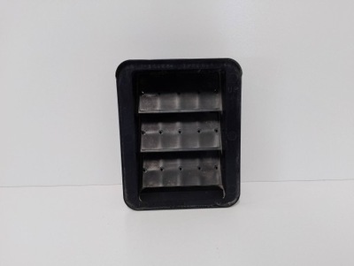 Mitsubishi asx i решітка вентиляційна задня 360284 фото №1