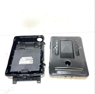 Renault clio v гібрид e-tech модуль 478805sa0a фото №1