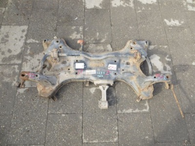 Kia ceed ii подрамник подрамник перед 06- фото №1