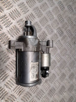 Audi a4 s4 b9 06l911021 з передній стартер фото №1