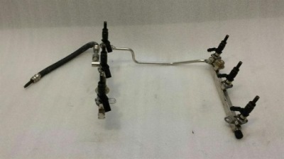 Mercedes w251 a2720701795 fuel rail полоса труба set фото №1