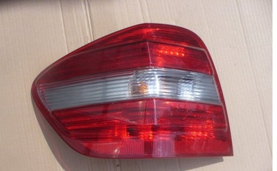 Лампа левый задняя mercede ml w164 a1648200164 фото №1