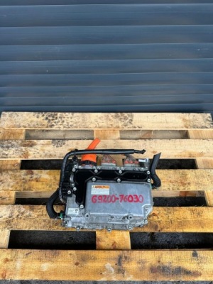 Toyota auris 2 1.8 h гібрид prius plus інвертор інвертор g920076030 фото №1