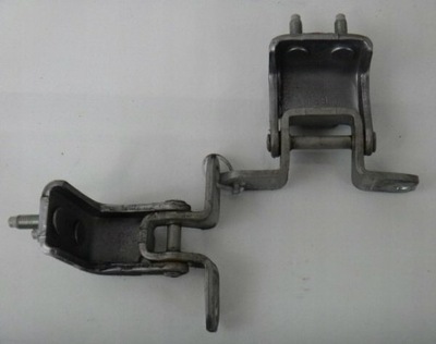 Suzuki kizashi 11 петля петлі двері ліва задня фото №1