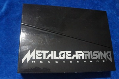 METAL GEAR RISING Revengeance BOX Prémiový BALÍK HRA pre PS3