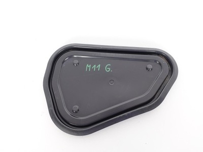 Audi a3 8v заглушка дверь правая задняя фото №1