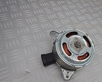 Citroen c2 vtr 1.6 16v двигатель вентилятора фото №1