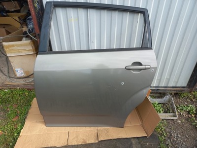 Toyota corolla verso дверь левая задняя полный фото №1