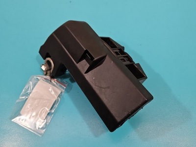 Клема запобіжник піротехнічний audi a6 c6 фото №1