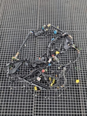 Peugeot 2008 ii электропроводка салона кабины 1.5 bluehdi автоматическая коробка передач 22r фото №1