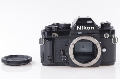 Analogowa lustrzanka Nikon FA