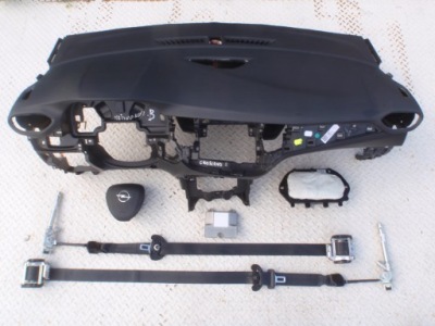 Opel crossland приборная панель приборная панель консоль подушки безопасности ремни фото №1