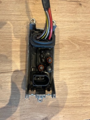 Резистор резистор вентилятор audi a8 d3 4e0820521c фото №1