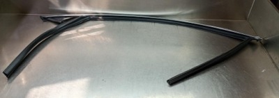 Молдинг дверь перед левая оригинальный номер 31108872 volvo v60 ii s60 iii 18-25r nowa фото №1