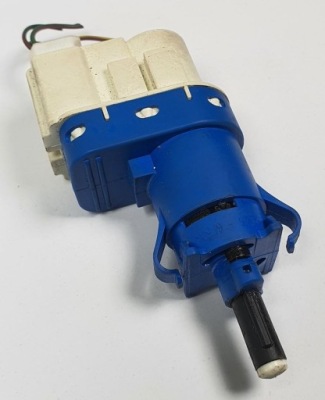 Датчик стоп стоп-сигнал range rover sport 1 l320 xkb 500110 фото №1