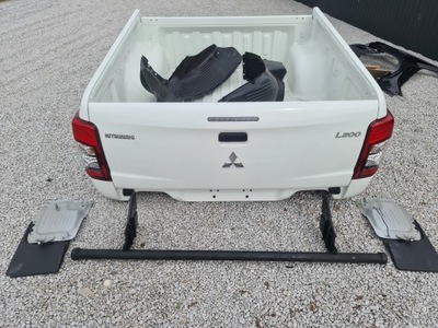 MITSUBISHI L200 L 200 2019 2020 2021 CAJA BAÑO ALETA BORDE ALETA  