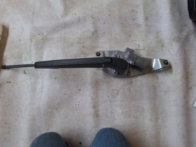 Bmw x1 f48 lift моторчик дворники задняя рычаг фото №1