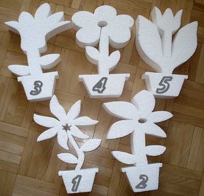 Kwiaty styropianowe 25 cm