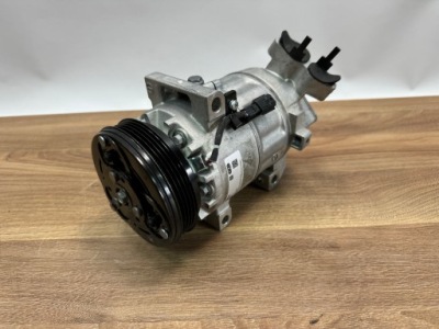 Компрессор кондиционера dacia logan sandero stepway 926006775r cargo 241924 фото №1