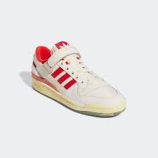 Buty Adidas Forum 84 AEC HR0557 r. 42 2/3