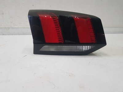 Лампа задняя задняя peugeot 5008 9811027880 фото №1