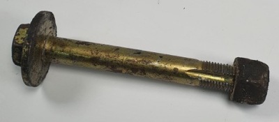 Болт ексцентрикова mercedes w115 w114 фото №1