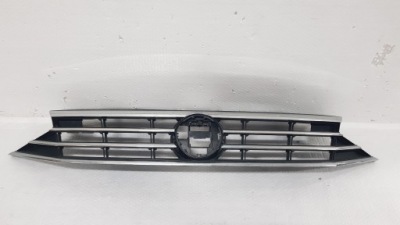 Решітка радіатора решітка радіатора бампера vw passat b8 lift 3g0853653k фото №1