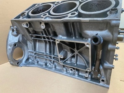 Блок двигателя mercedes benz 4.3 amg 276 823 фото №1